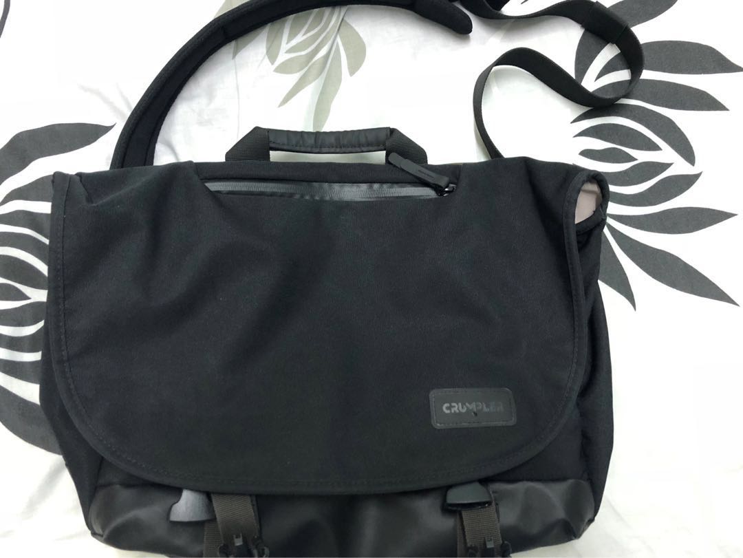 crumpler chronicler plus