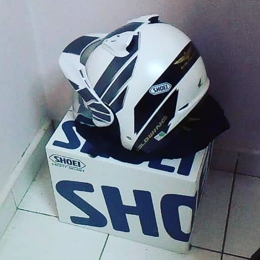 Gold on sale wing helmet