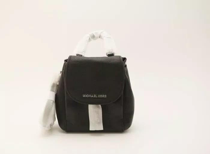mk crossbody tas