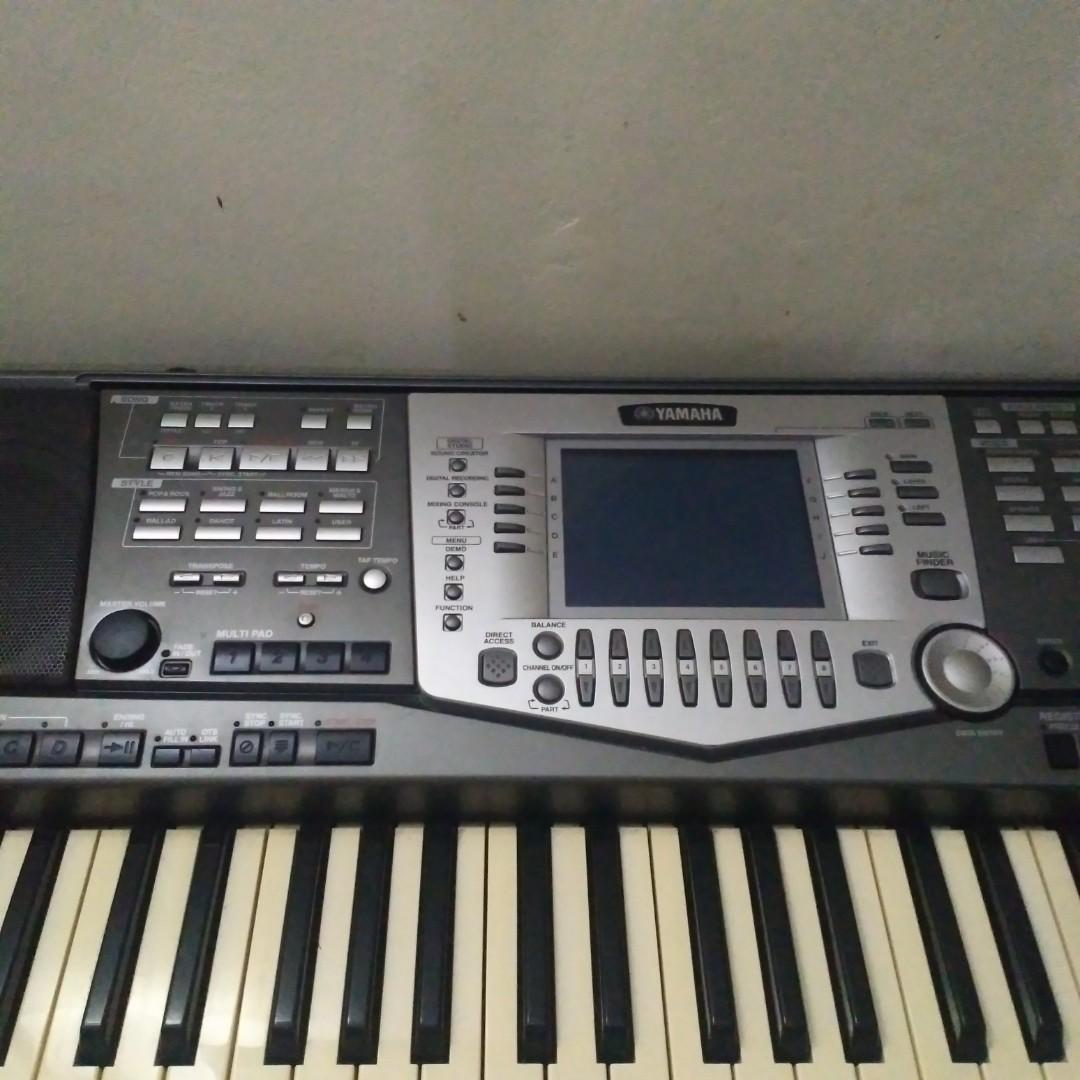Keyboard YAMAHA PSR 1000, Musik & Media, Alat di Carousell