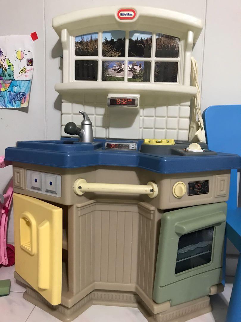 little tikes toy kitchen