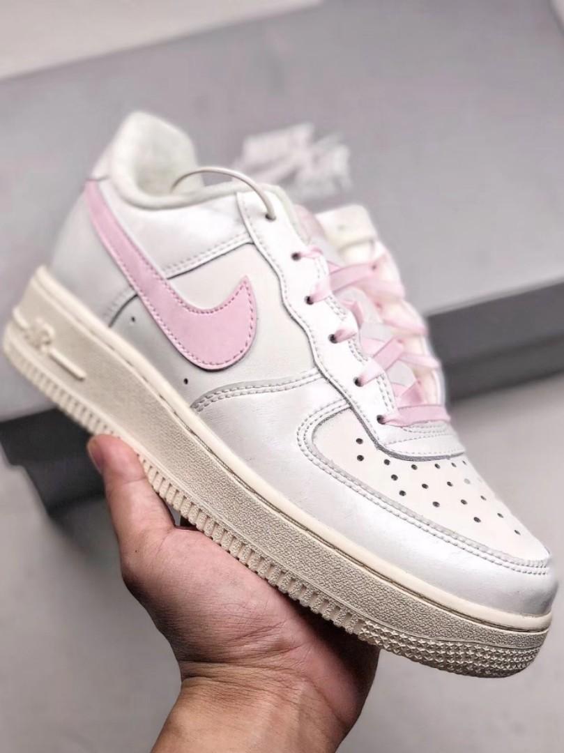 Nike Air Force 1 Millennial pink, Women 