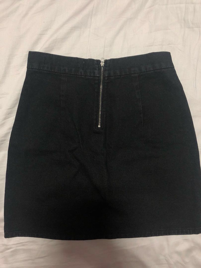 belted cargo joggers