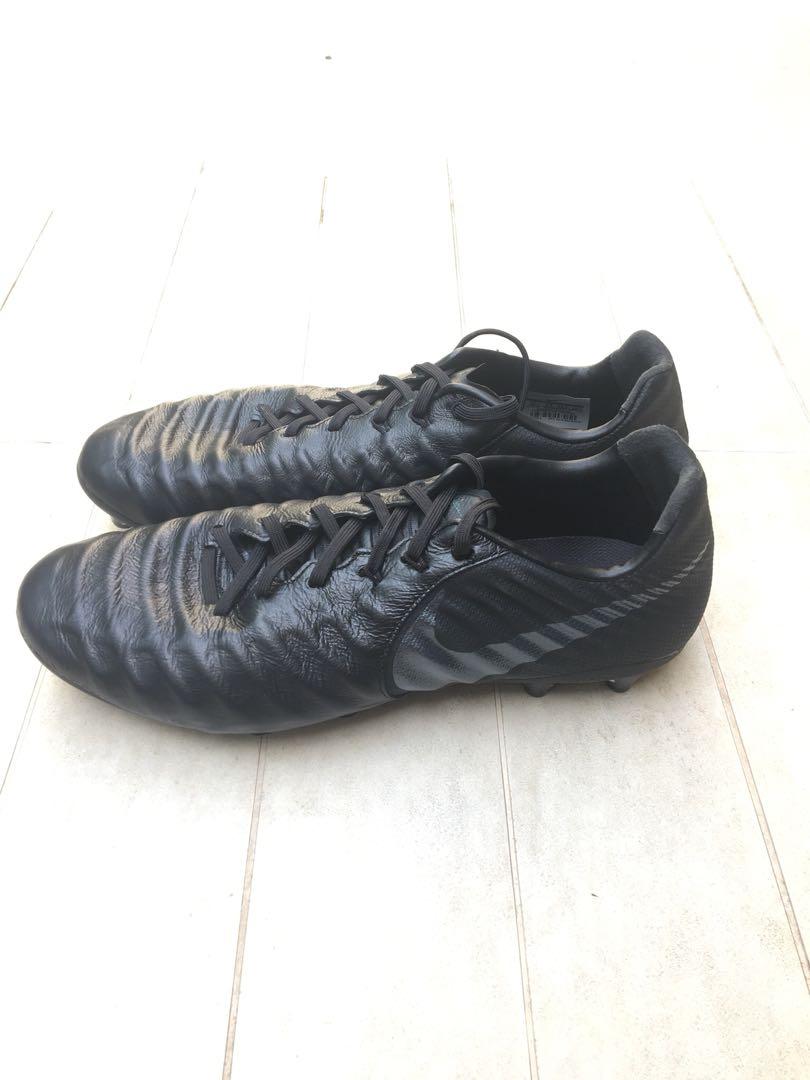 football boots size 10.5
