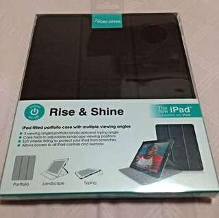 Brand NEW: Apple iPad 2 PU Leather Case