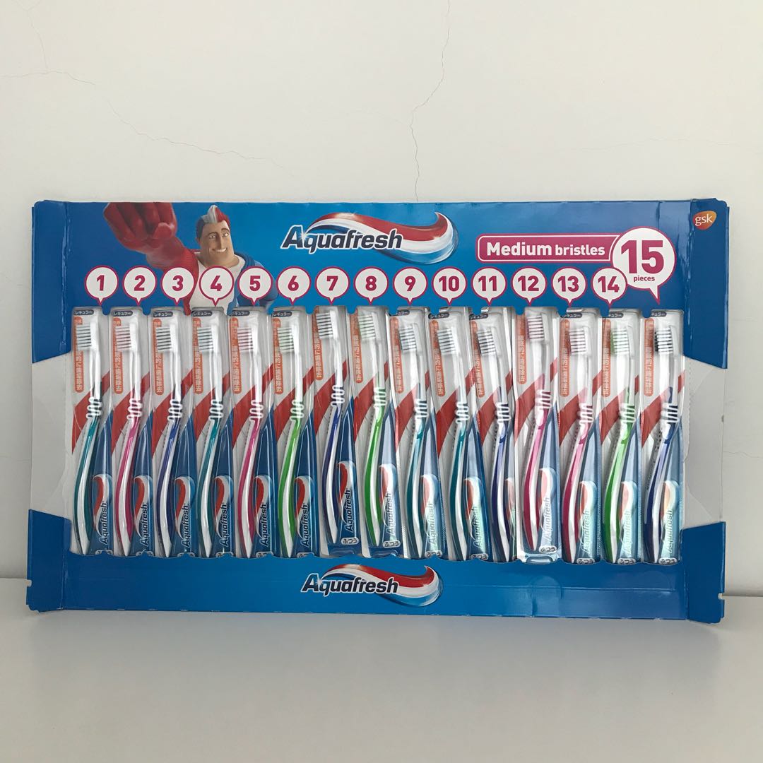 aquafresh toothbrushes