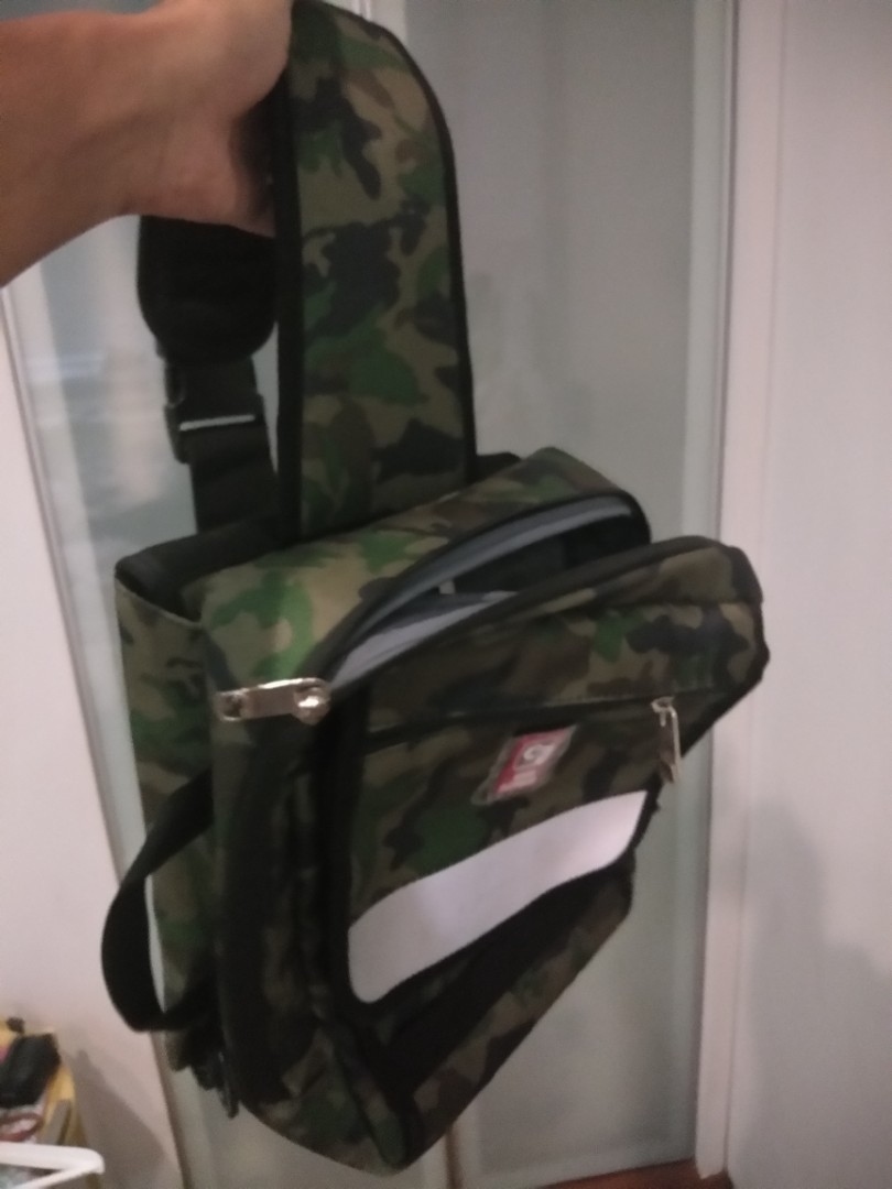 skateboard sling bag