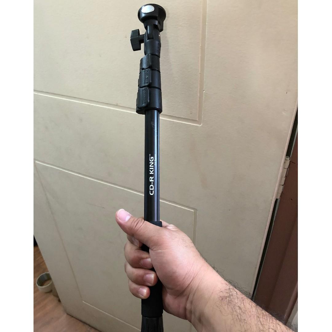 CDRking Long Selfie Stick (Category: Tripods & Monopods) located in Manila. Submitted by jolaimolai (Listing ID 194381539, Image 1). Description: CDRking Long Selfie Stick with neoprene handle very sturdy and strong stable hold call or text to 09189412034.