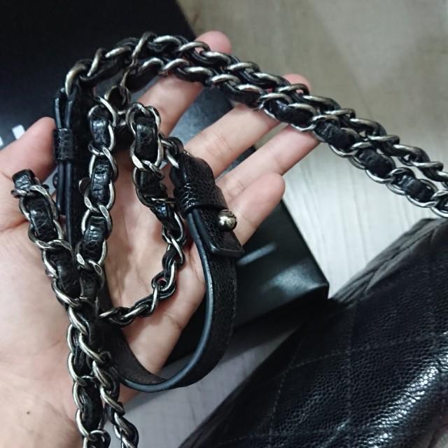 Chanel Glazed Caviar Leather CC Crave Medium Flap Bag (SHF-3RMxUM)