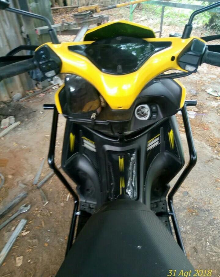 Crash Bar Yamaha Aerox Motorcycles Motorcycle Accessories On Carousell