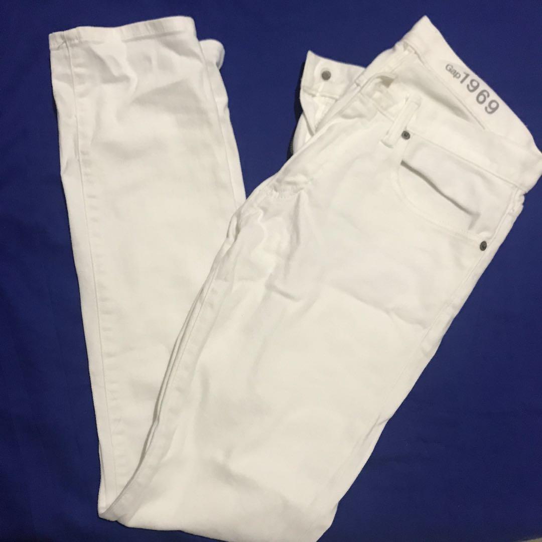 gap white pants