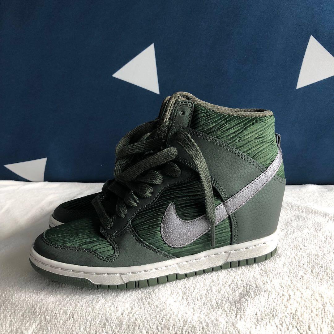 nike wedge sneakers green