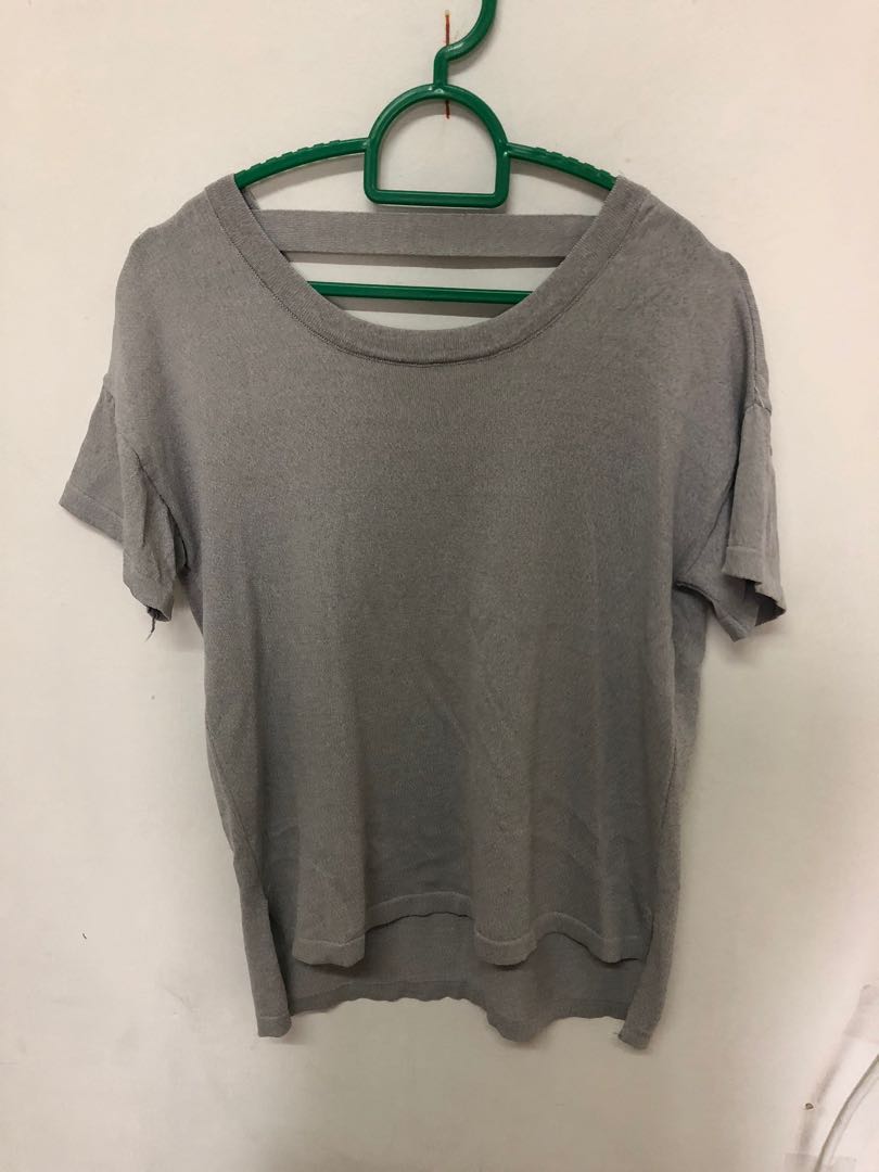 Grey Top, Women's Fashion, Muslimah Fashion, Tops on Carousell