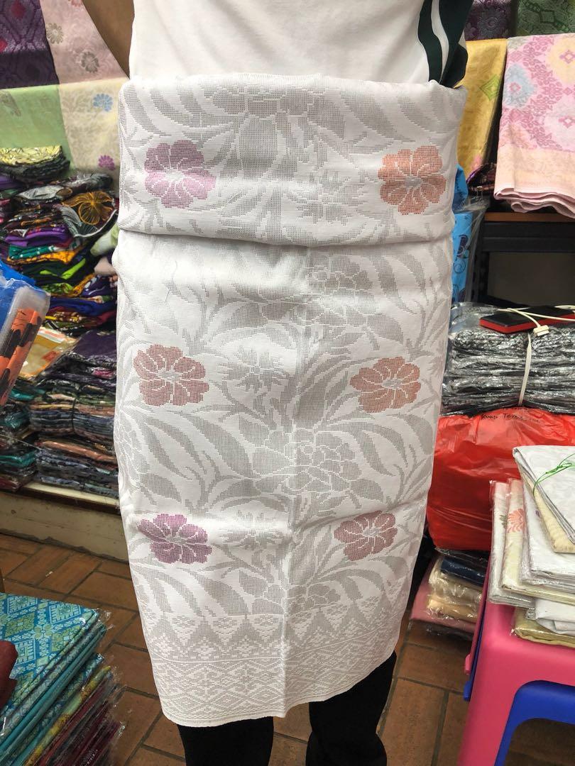 Sampin Songket Terengganu Tenunan Tangan Women S Fashion Bridal Wear On Carousell