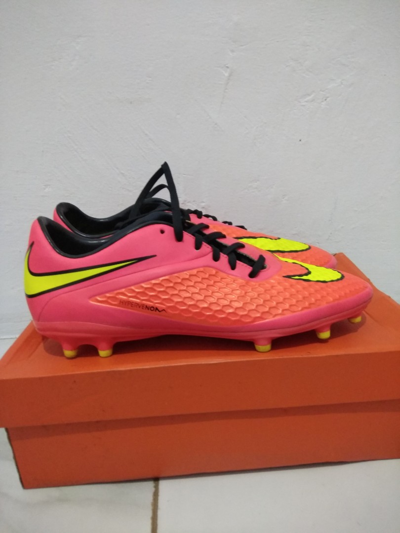 Sepatu Bola Nike Hypervenom Phelon Size 42 5 Fesyen Pria Sepatu