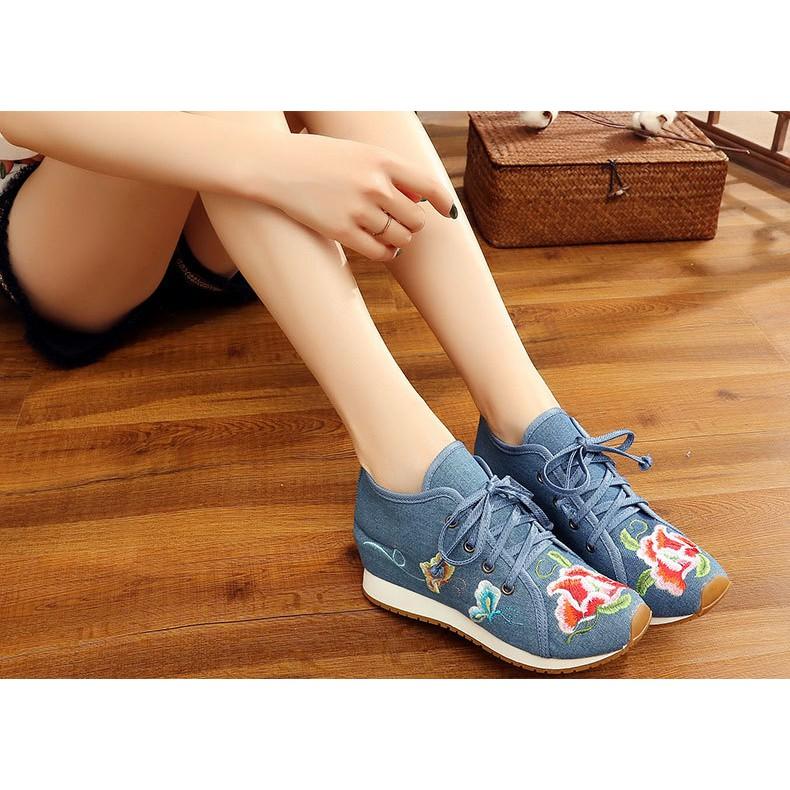 Women Sneakers Flower Embroidery Lace Up Training Running Sport Shoes Lady Rose Shoes Beige
