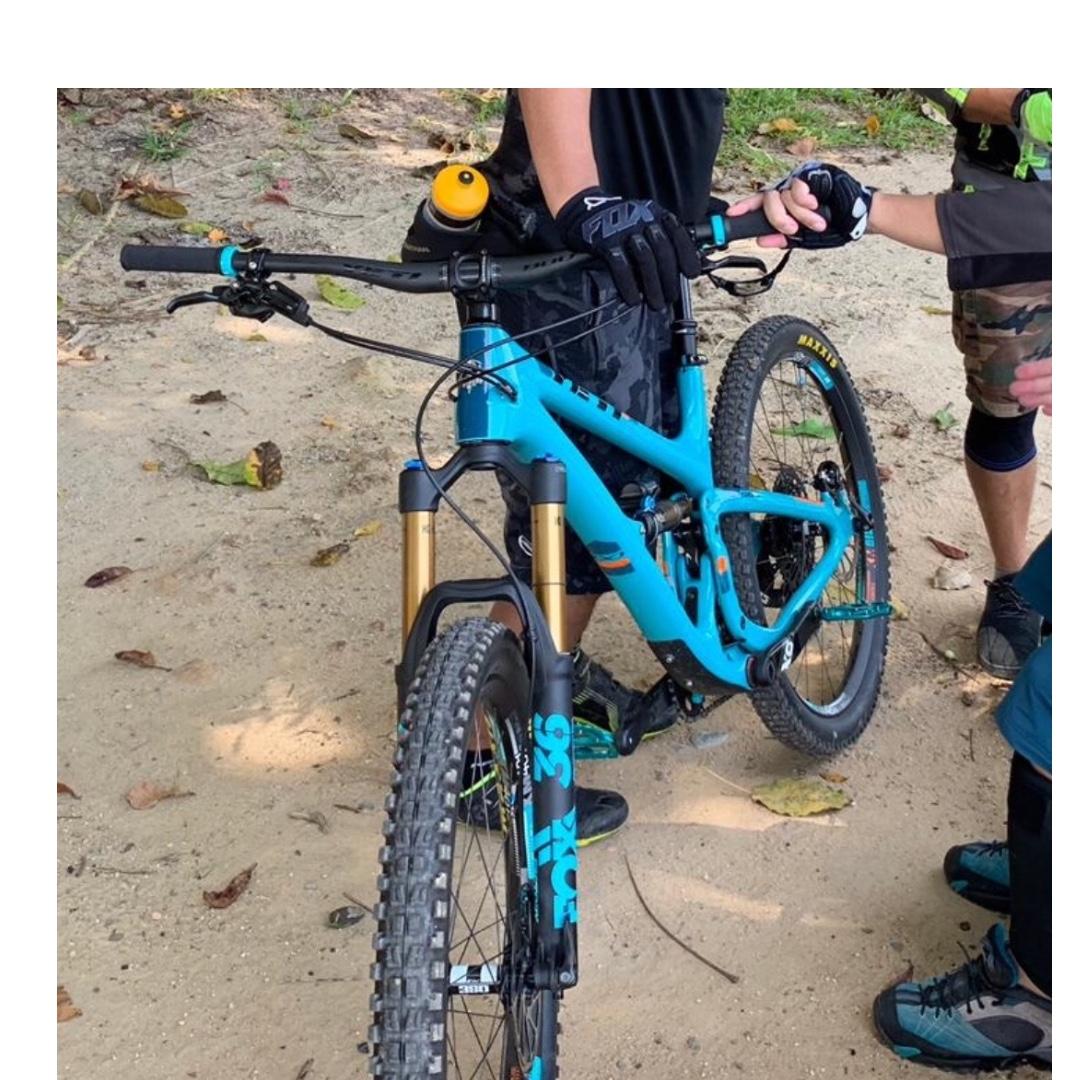 Yeti SB5 LR X01 Turq 2018 for Sale Sports Equipment Bicycles Parts Parts Accessories on Carousell