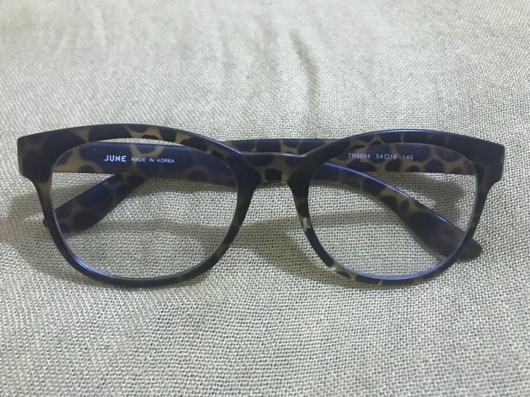 Animal print eyeglasses specs 75/75 grade, Women's Fashion, Watches