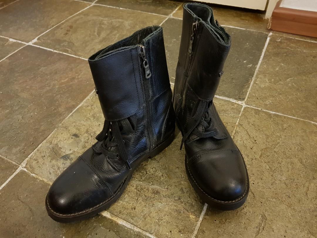 giorgio armani boots