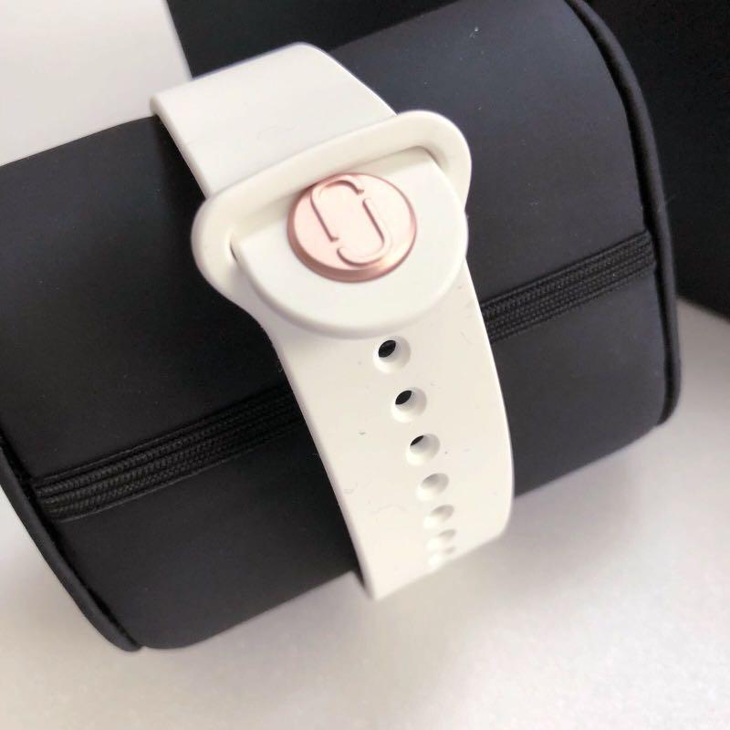 Marc jacobs hybrid smartwatch riley black top