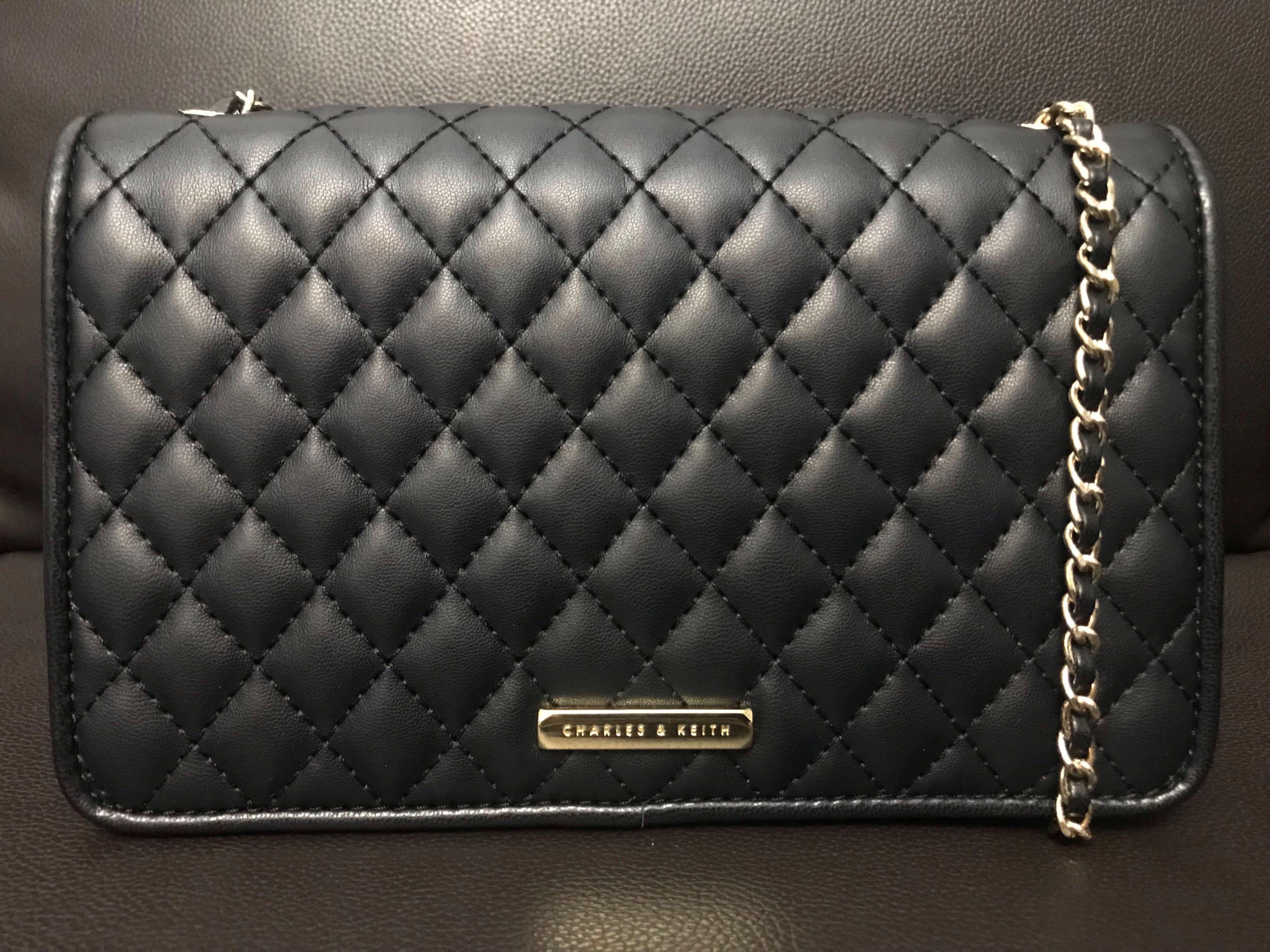 quilted chain strap purse