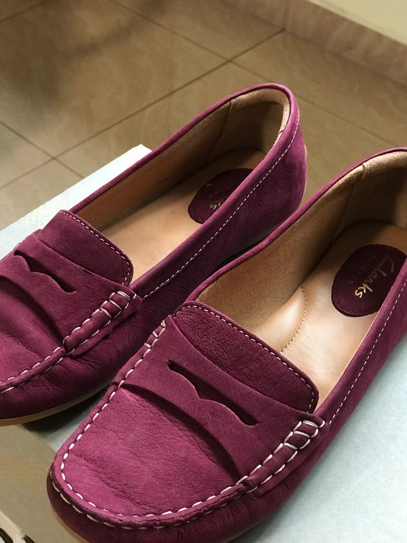 clarks moccasin