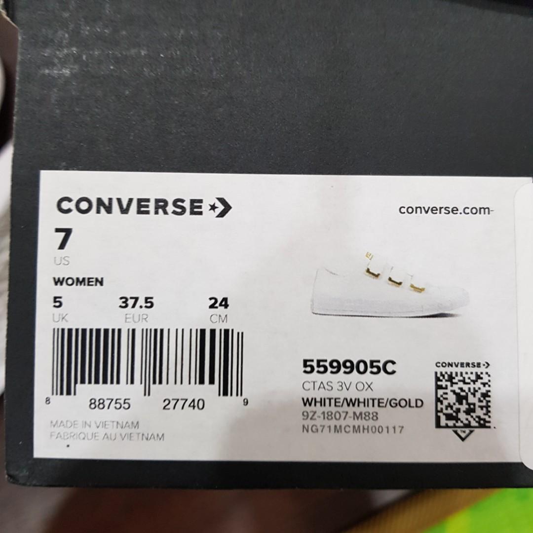 Converse ladies sneakers White with gold trimmings Women s
