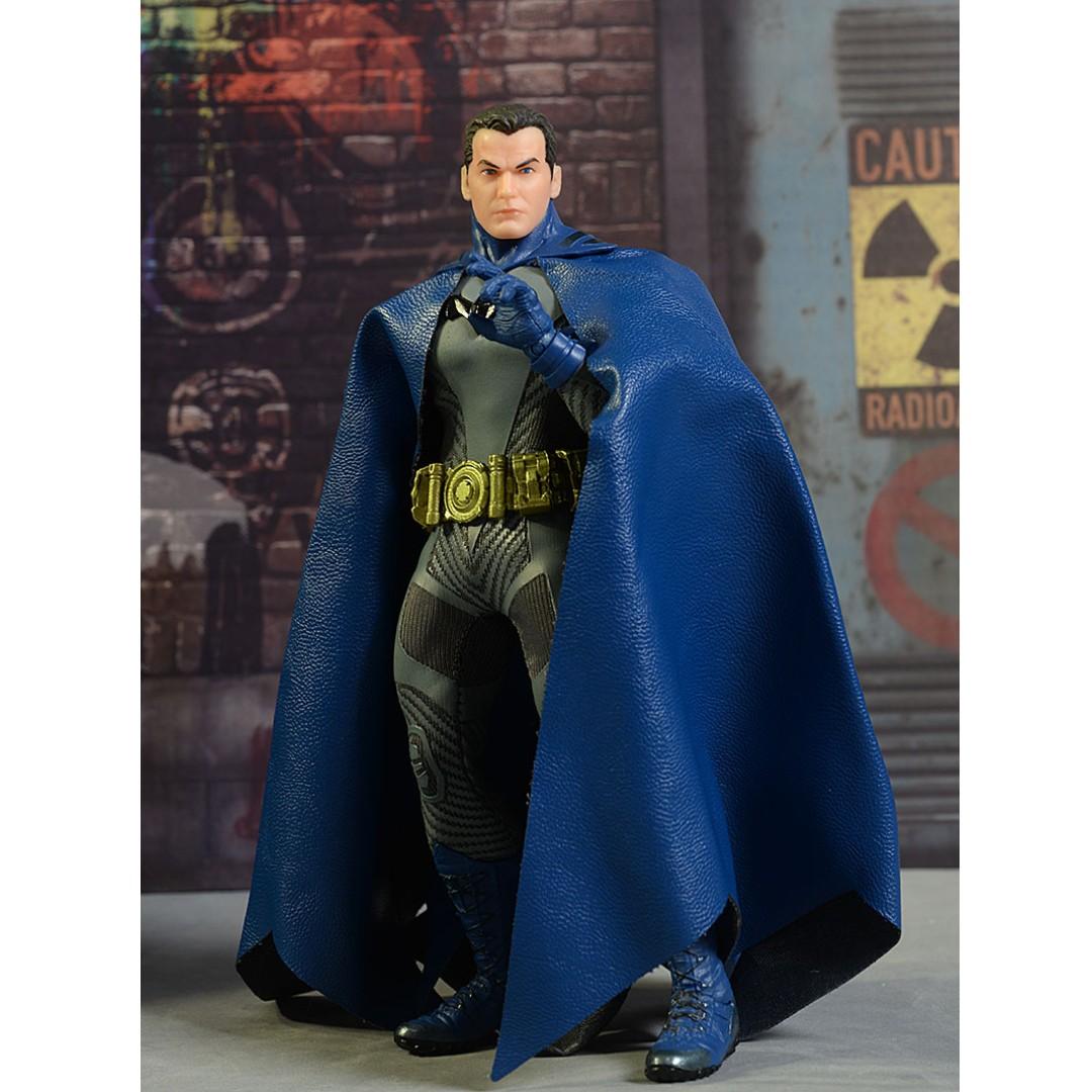DC Mezco PX Previews Batman Ascending Knight Blue Version One:12 Action Figure 