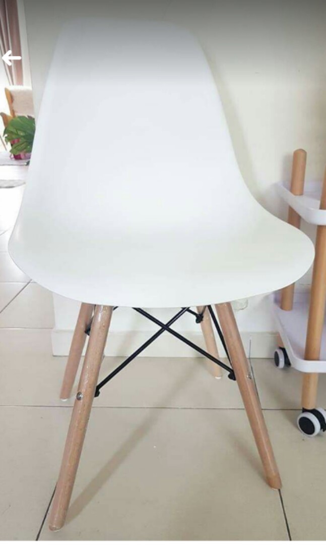 Kerusi eames deals