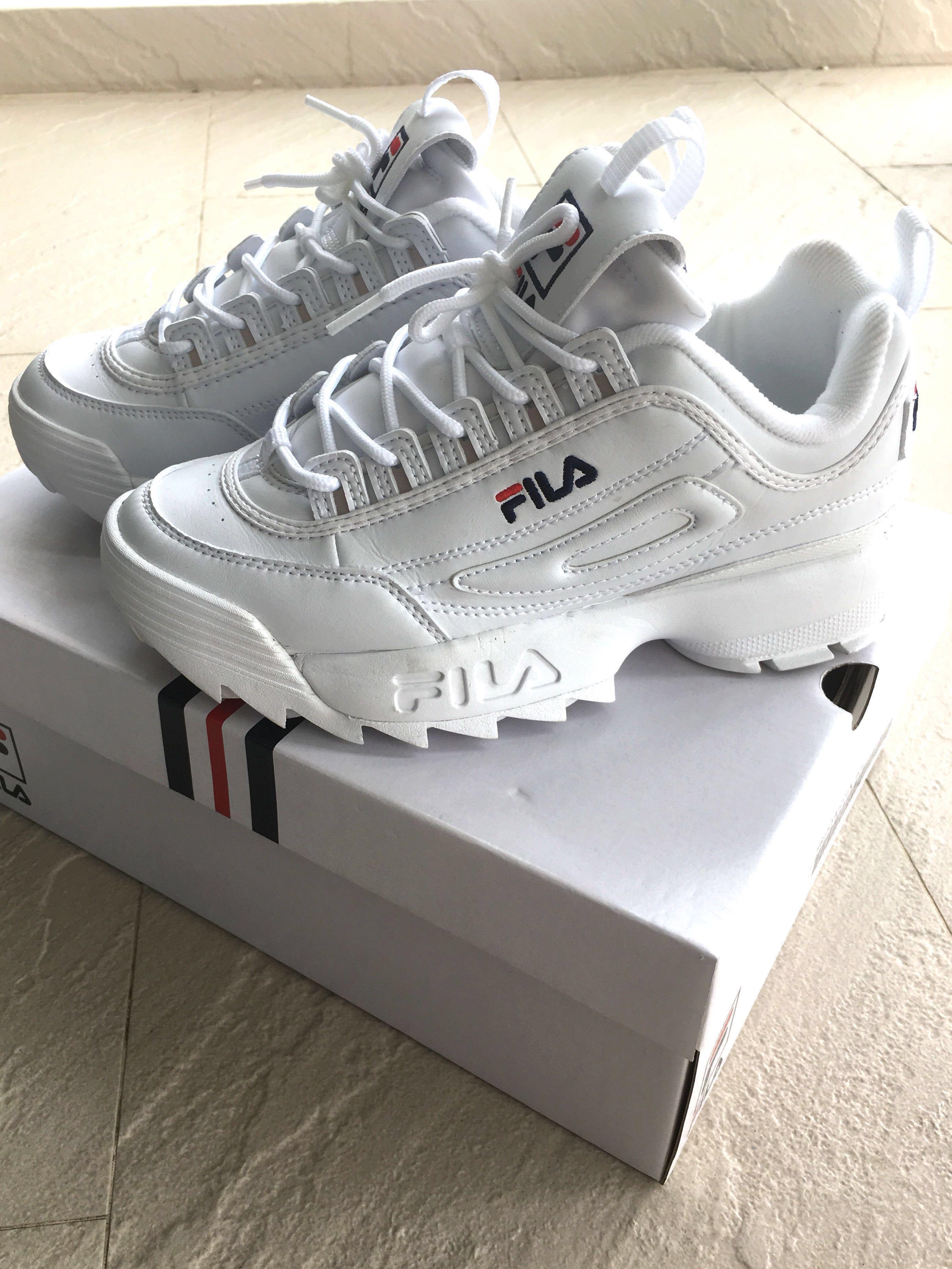 fila shoes in white