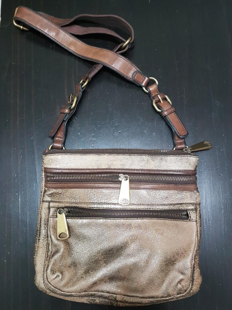 Fossil explorer crossbody new arrivals