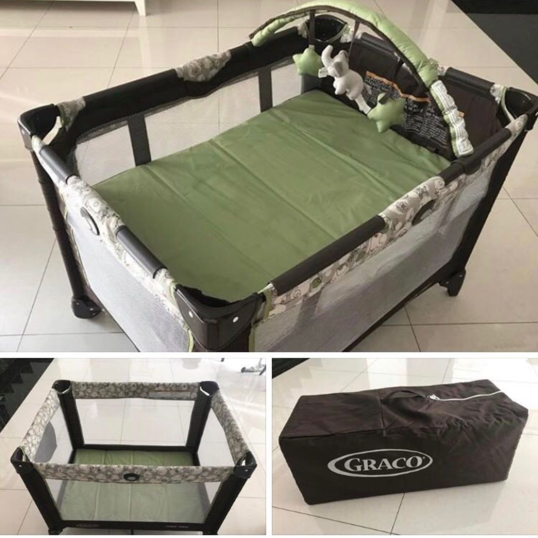 Graco pack hotsell n play zuba