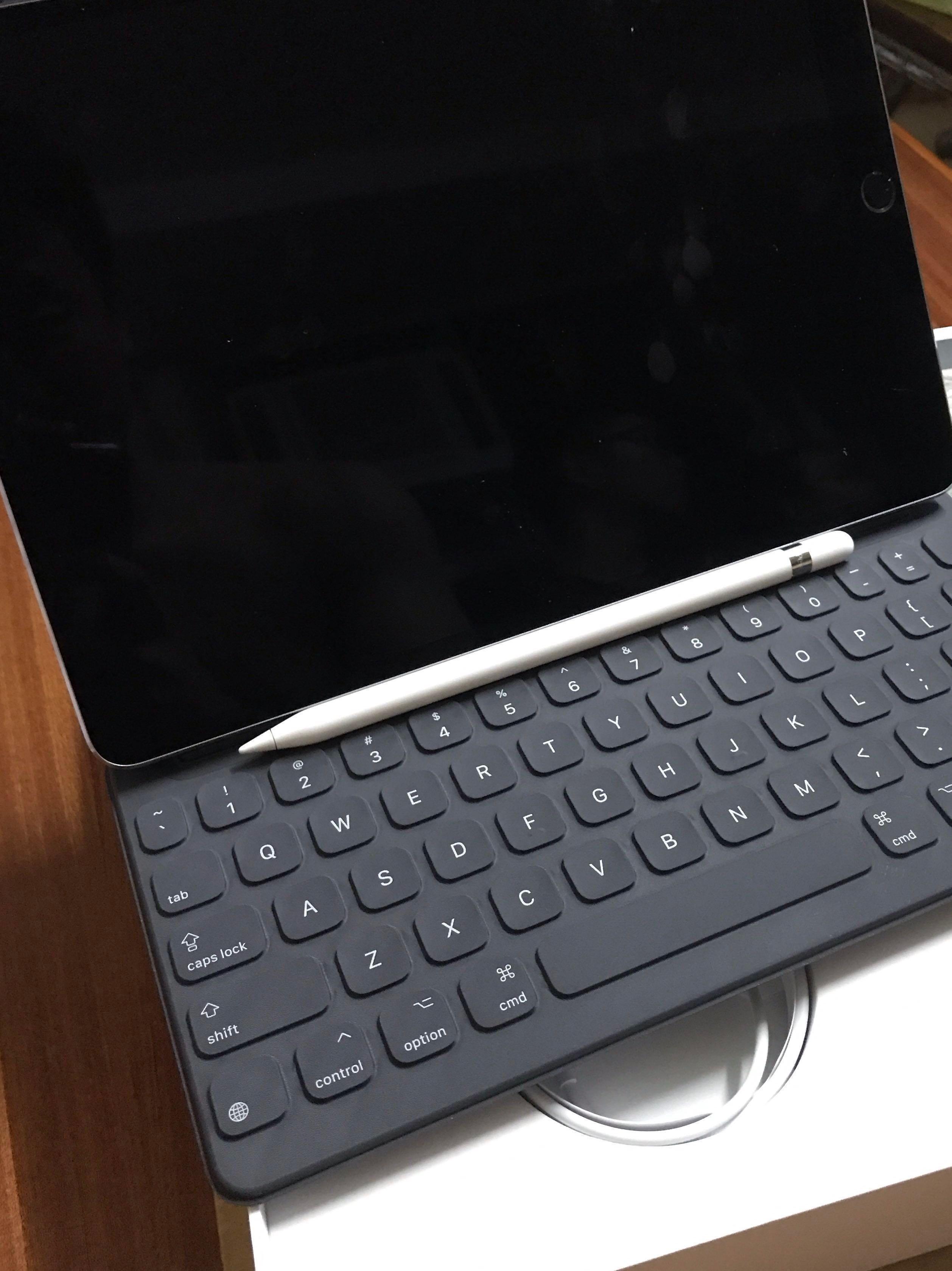 iPad Pro 10.5 太空灰256GB WiFi (配apple pencil & Smart Keyboard ...
