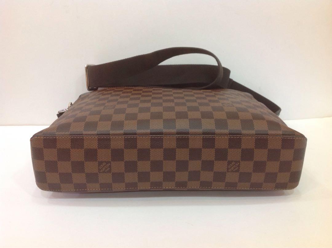 Pre-Owned Louis Vuitton Jake Messenger Damier Crossbody Bag 