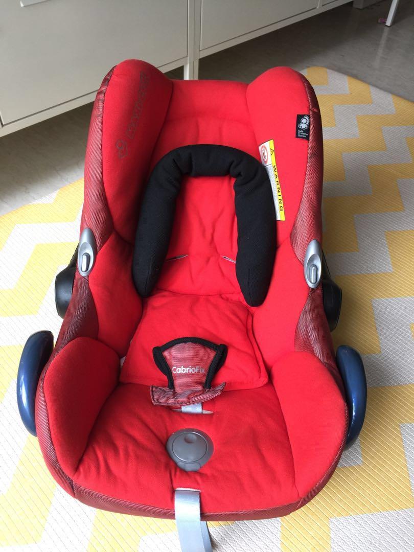 Maxi Cosi Car Seat w Infant Head Support Babies Kids Going Out Car Seats on Carousell