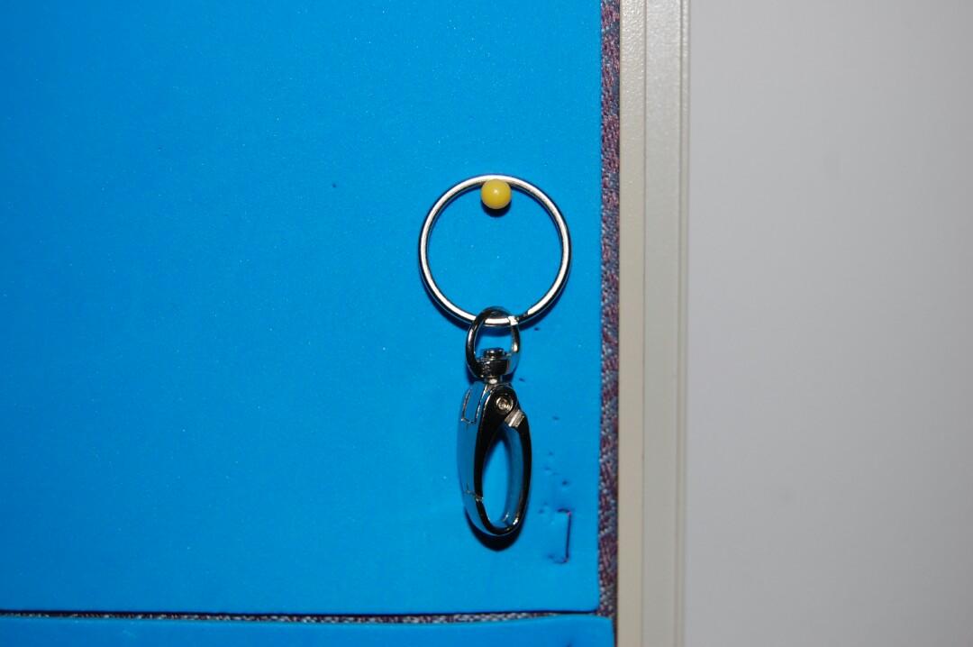 Keychain (Keyring with Metal Clip) *2022 Clearance Sale! Lowest Discount Prices!* (FRESH STOCK FOR CLEARANCE!) (Category: Craft Supplies & Tools) located in Singapore. Submitted by cdcomasia (Listing ID 192979909, Image 4). Description: Metal Key-ring clips with Carabiner hook type design suitable as a delightfully useful organizer holder for both men and women equally. Made from High Quality Metals. *(Delivery upon request. Local SG Seller Servi