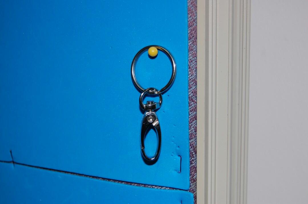 Keychain (Keyring with Metal Clip) *2022 Clearance Sale! Lowest Discount Prices!* (FRESH STOCK FOR CLEARANCE!) (Category: Craft Supplies & Tools) located in Singapore. Submitted by cdcomasia (Listing ID 192979909, Image 5). Description: Metal Key-ring clips with Carabiner hook type design suitable as a delightfully useful organizer holder for both men and women equally. Made from High Quality Metals. *(Delivery upon request. Local SG Seller Servi