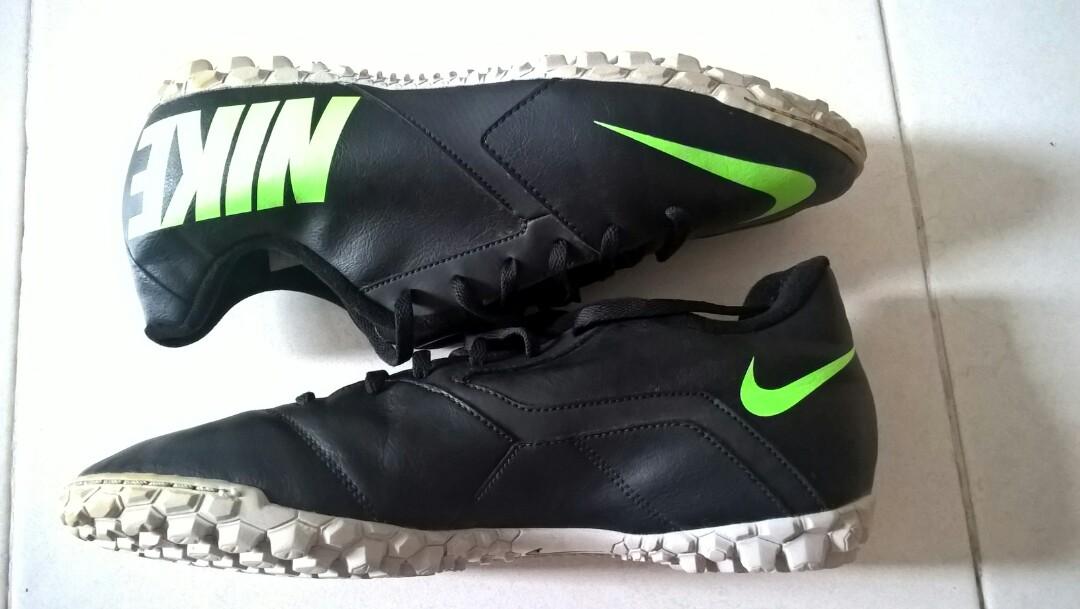 ronaldo futsal shoes