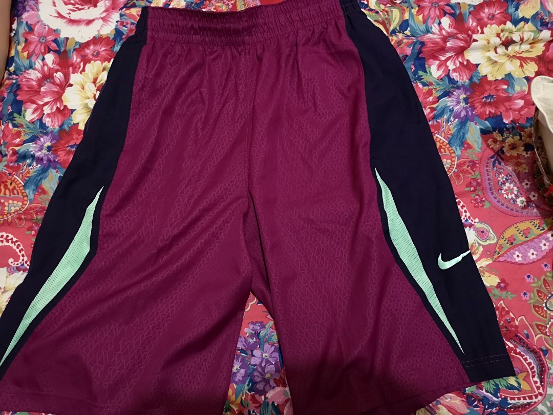 Nike Kobe basketball shorts - Medium 
