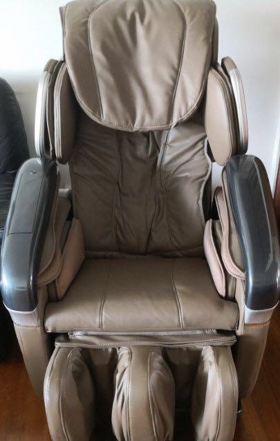 Ogawa Smart Sense 3d Massage Chair Everything Else On Carousell