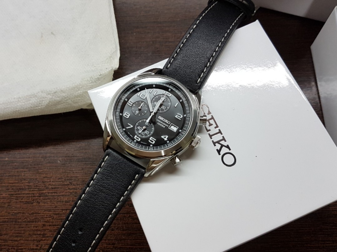 Seiko best sale chronograph ssb271p1