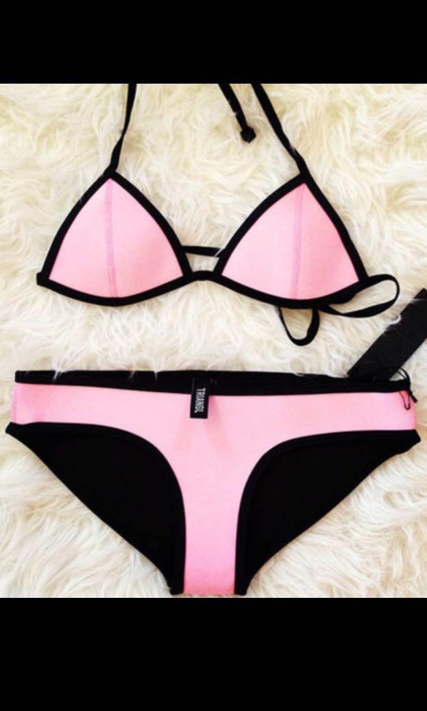 triangl pink bikini