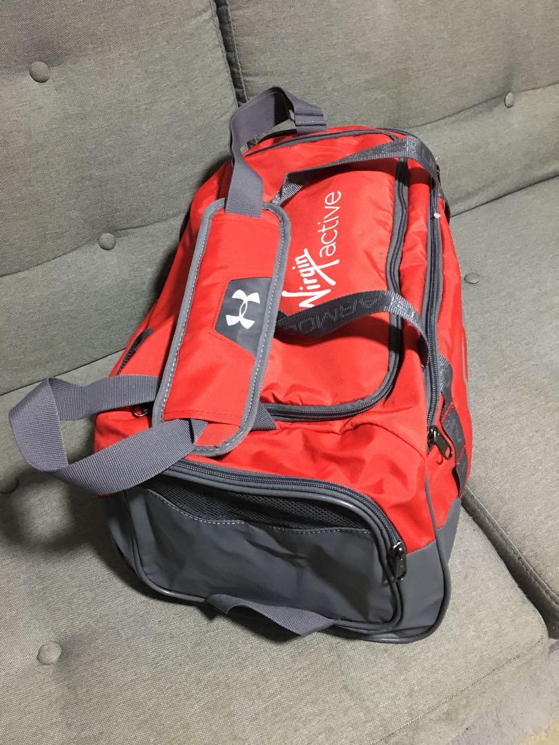 Under Armour Gym Bag, Men's Fashion, Activewear on Carousell