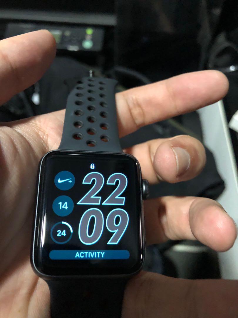 Privilegiado asqueroso de ahora en adelante Apple Watch Series 3 Nike 42mm space grey, Mobile Phones & Gadgets,  Wearables & Smart Watches on Carousell