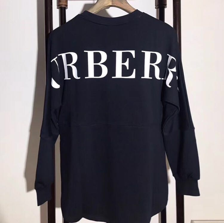 ??Authentic BURBERRY OVERSIZED SWEATSHIRT?, Women's Fashion, Tops,  Longsleeves on Carousell