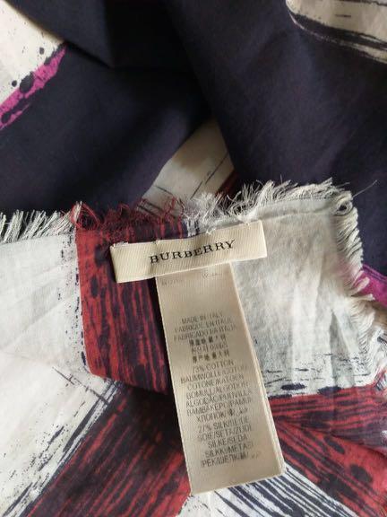Burberry Brit Sheer Mega Check Summer Splash Square Scarf Barang Mewah Tas Dompet di Carousell