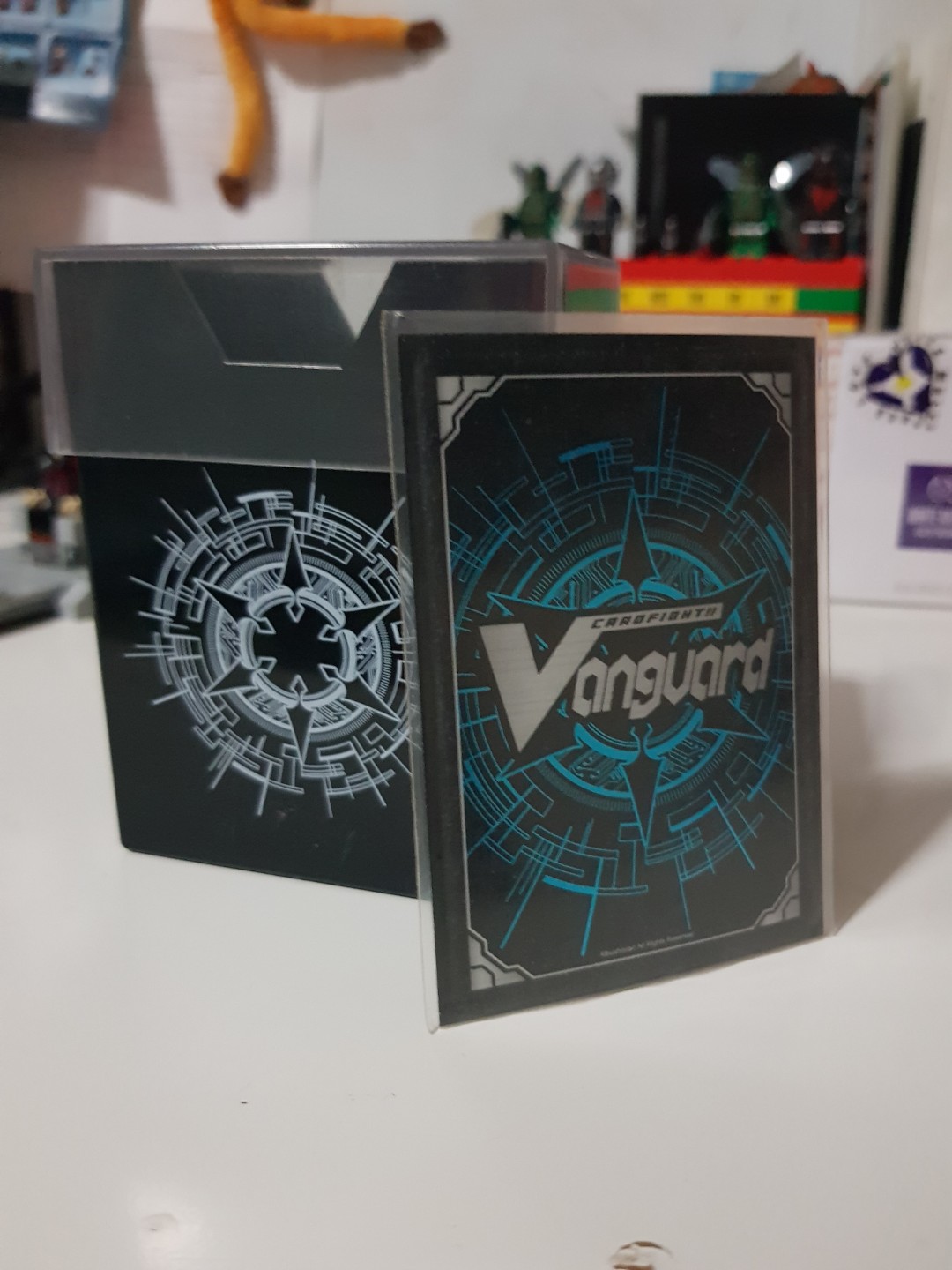 Cardfight Vanguard Deck Box and Sleeve, Hobbies & Toys, Toys & Games on