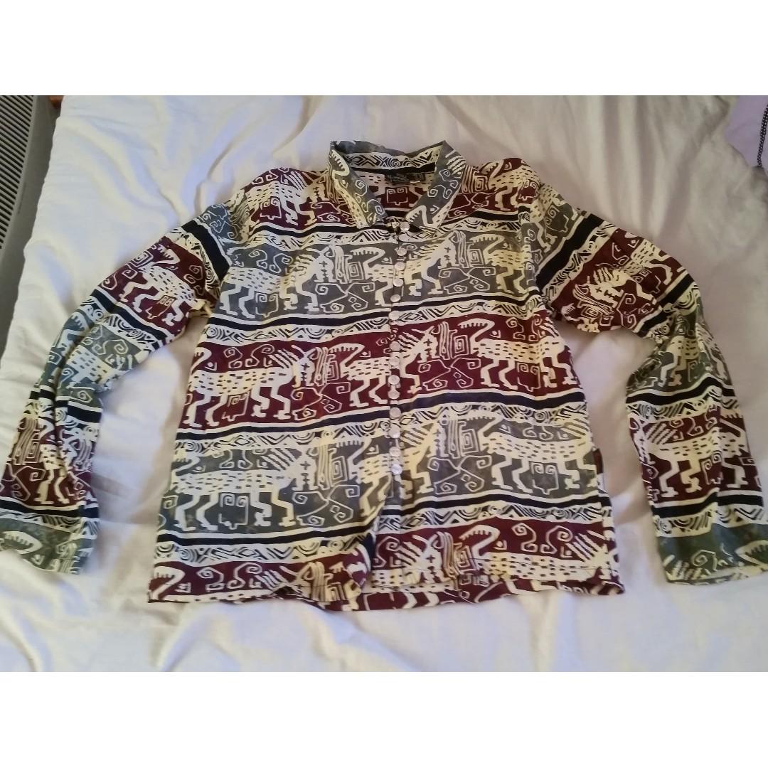 Festival Top (Category: Women's Clothes) located in Melbourne. Submitted by ecochicka (Listing ID 194637891, Image 1). Description: 100% rayon marked a size large :) bought from an op shop in San Francisco xx it's giving y2k.