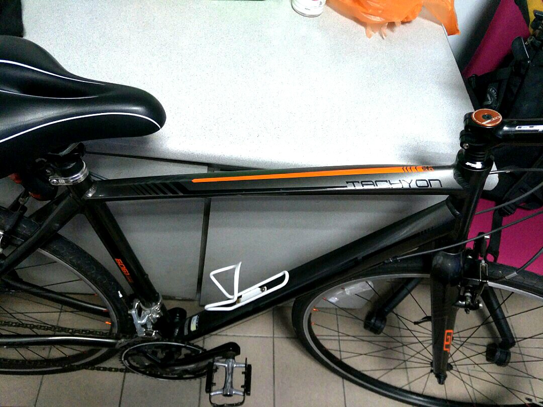 GT Tachyon 3.0 flatbar roadbike size L