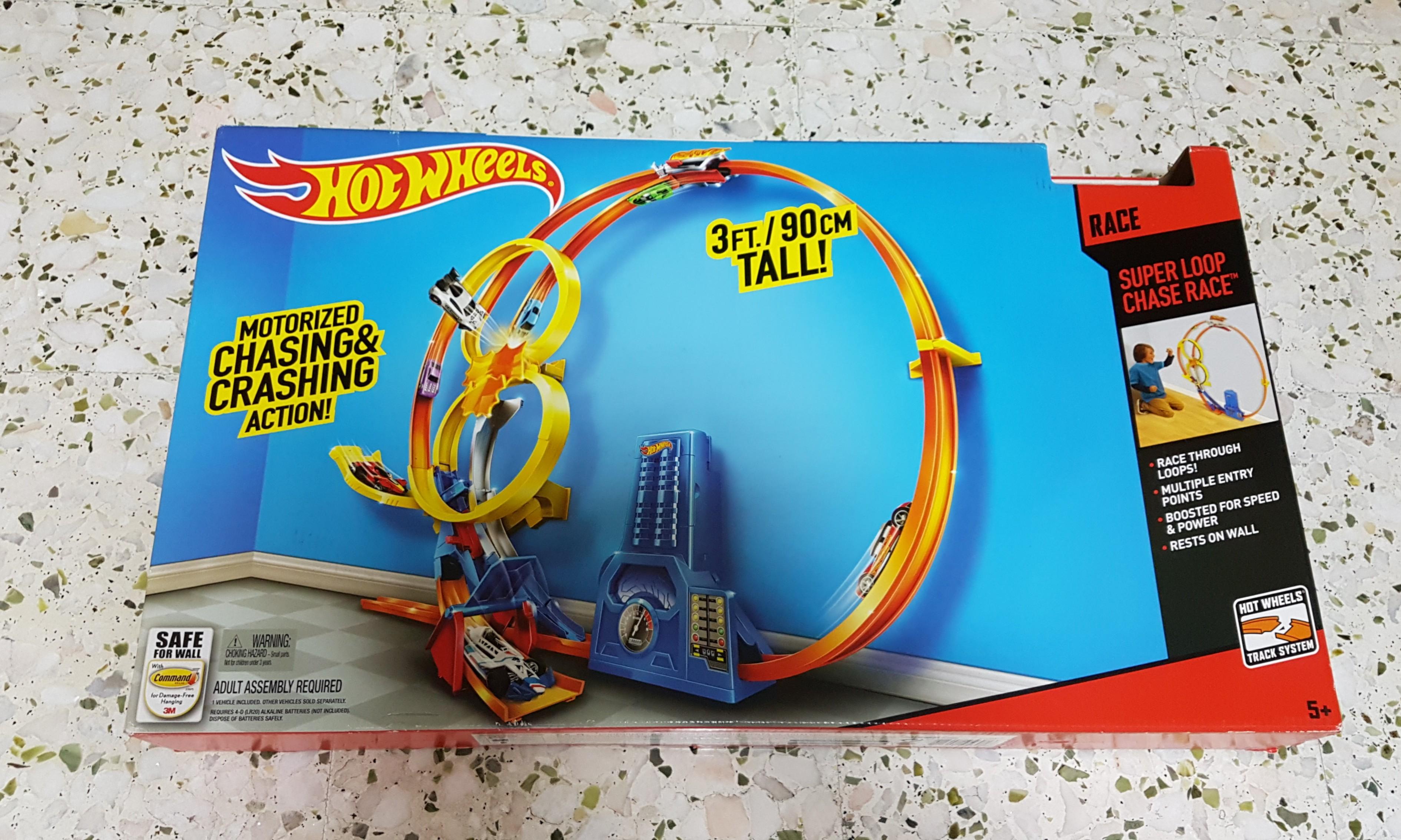 Super fierce loop chase race